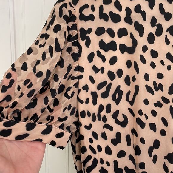 ALICE + OLIVIA‎ cheetah print silk blend wrap dress puff sleeves lined size 6 - Picture 8 of 16